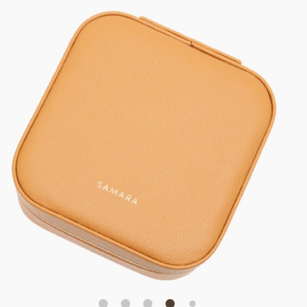 Samara the jewelry box - Tan - Picture 3 of 9